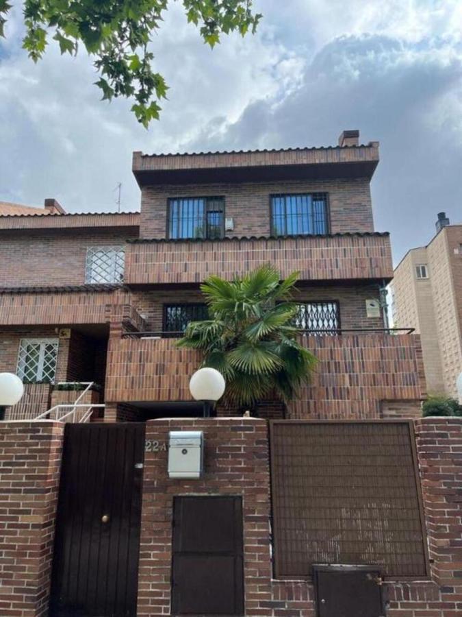 C6 Exclusiva Zona Madrid Apartment Luaran gambar